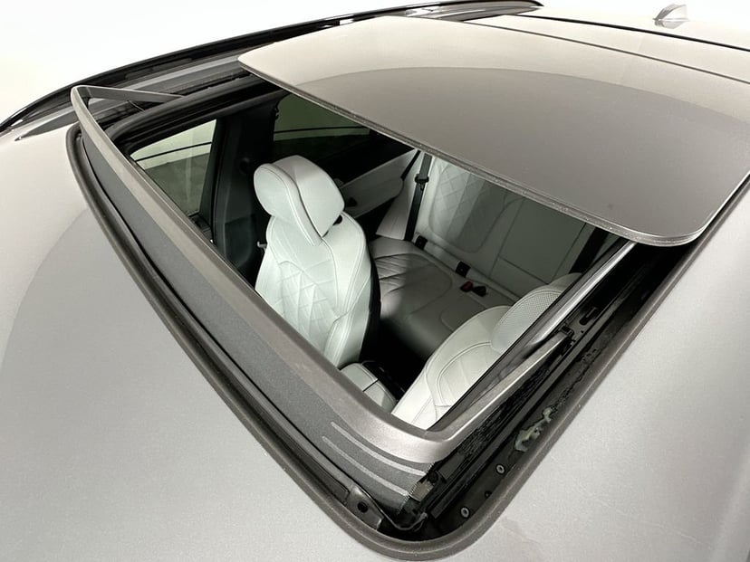 2025 BMW X5 - Image 22