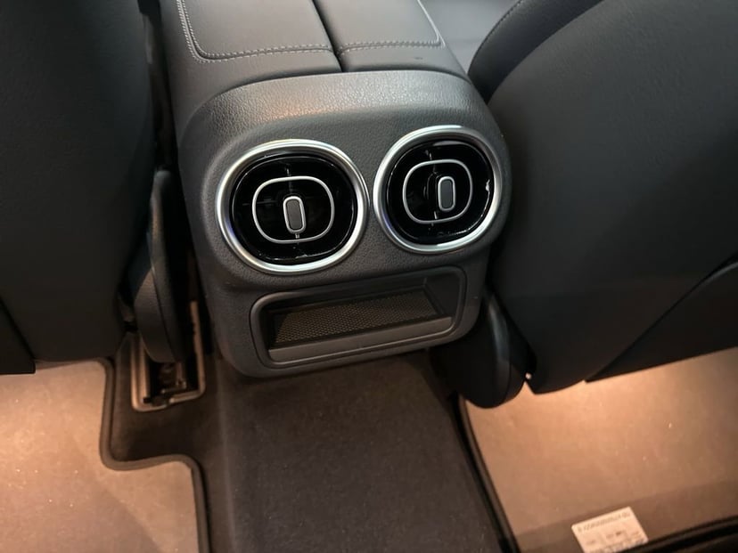 2026 Mercedes-Benz GLC - Image 53