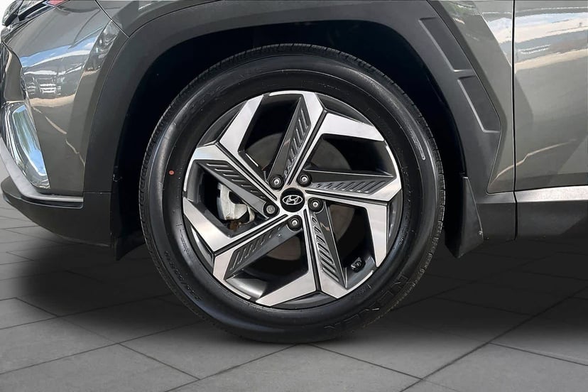 2022 Hyundai Tucson - Image 11
