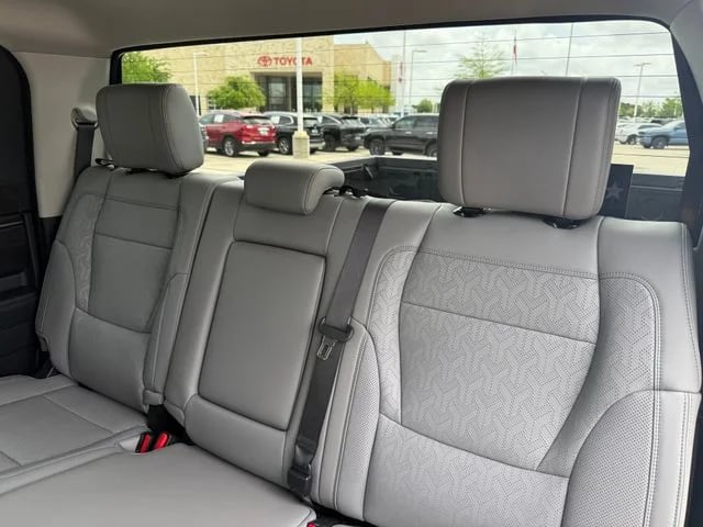 2024 Toyota Tundra - Image 19