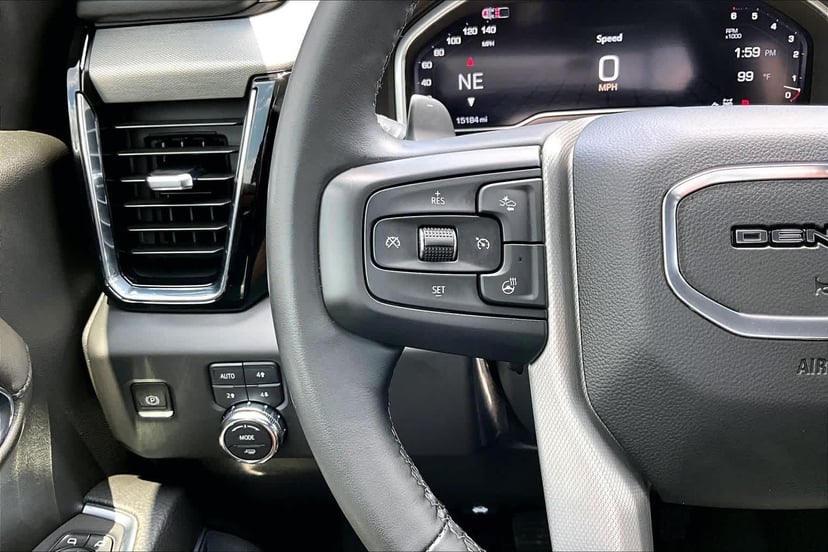 2024 GMC Sierra 1500 - Image 24