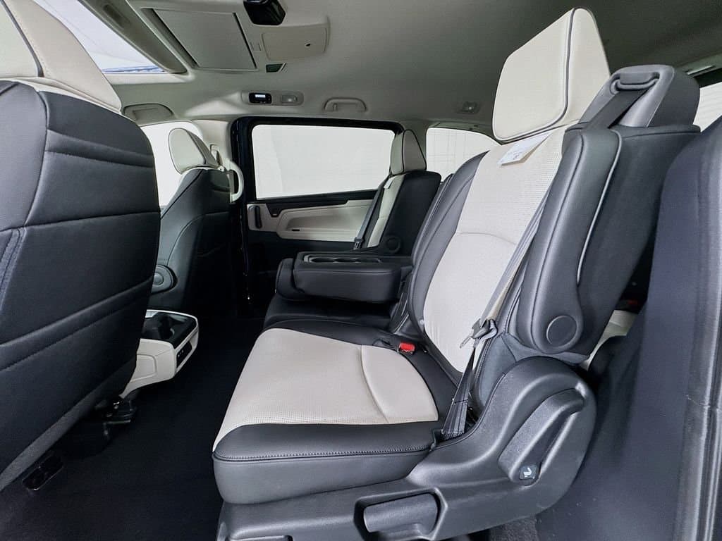 2026 HONDA Odyssey - Image 32