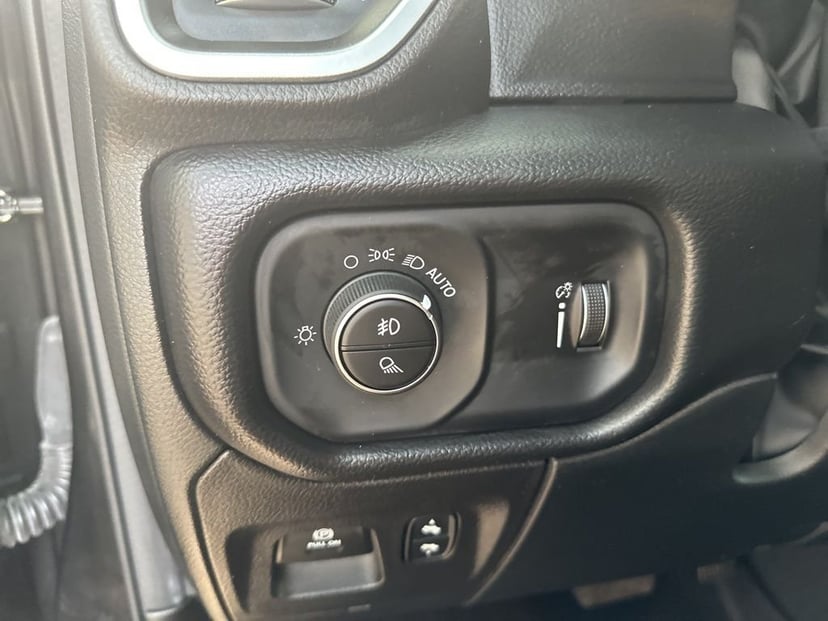 2022 Ram 1500 - Image 15