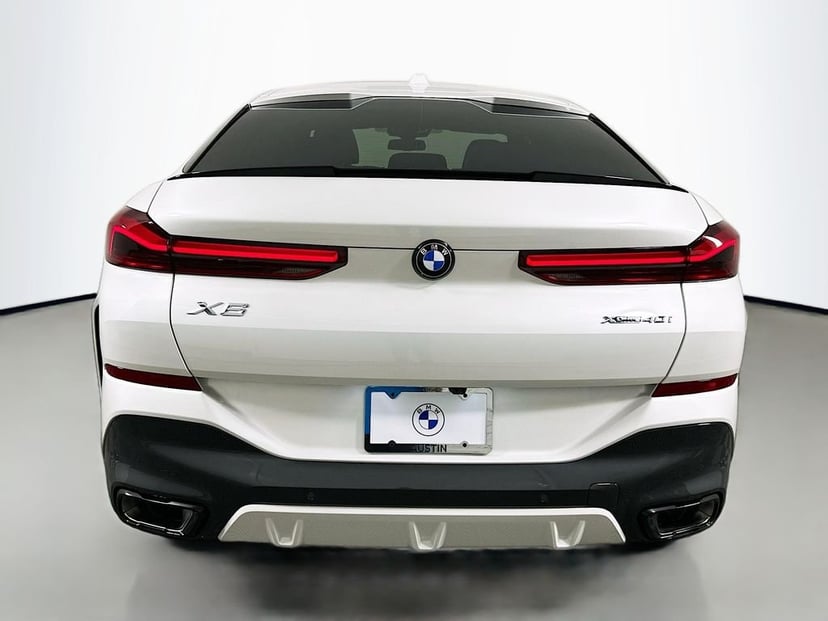 2027 BMW X6 - Image 6
