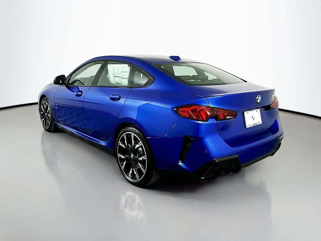 2026 BMW 2 Series - Image 7