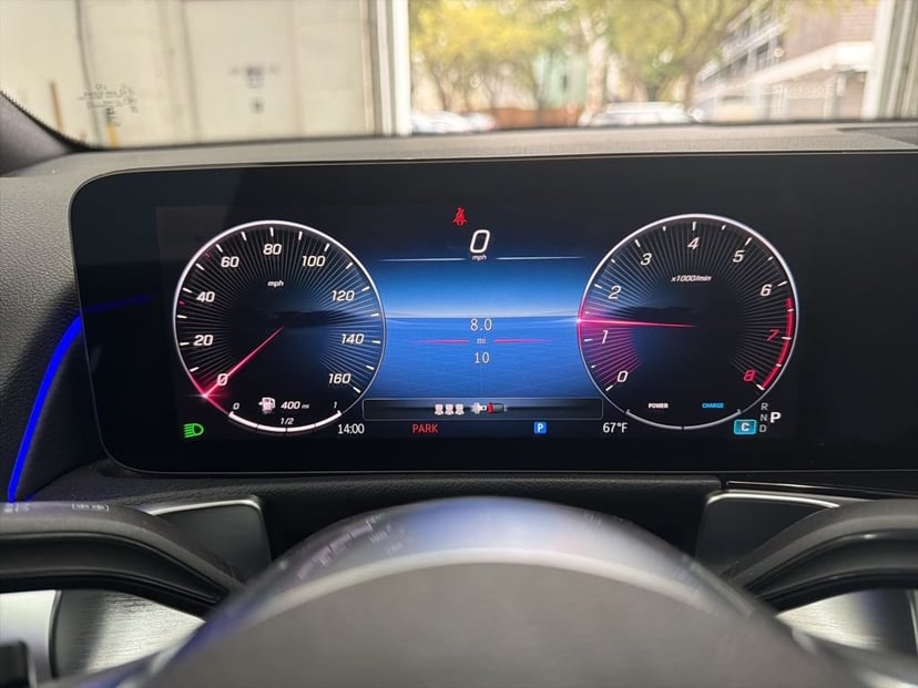 2026 Mercedes-Benz GLB - Image 32