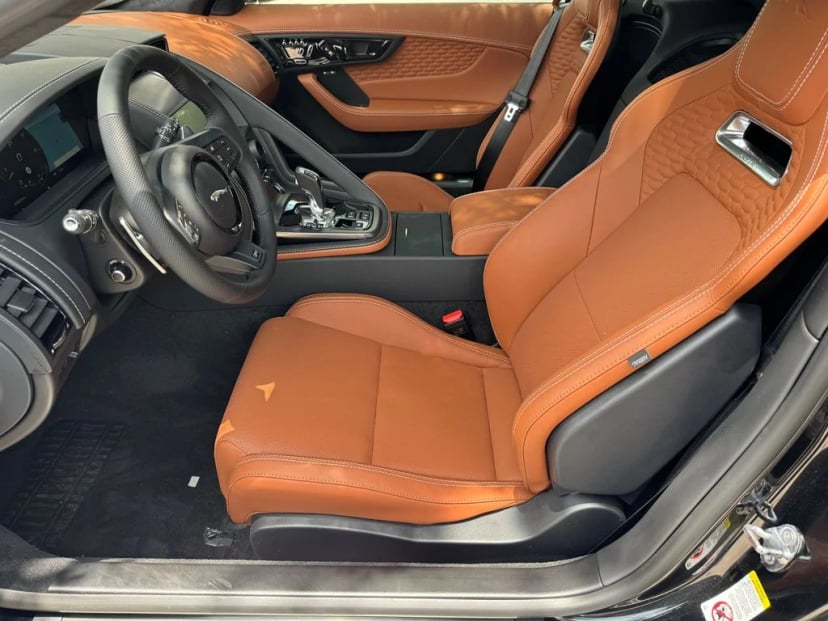 2024 Jaguar F-TYPE - Image 11