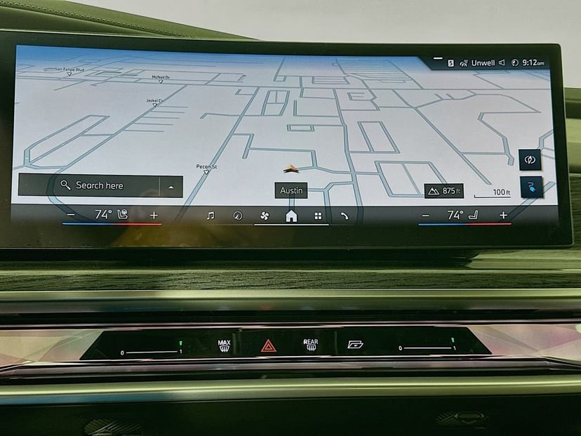 2026 BMW i7 - Image 12