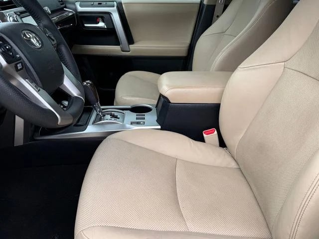 2017 Toyota 4Runner - Image 39