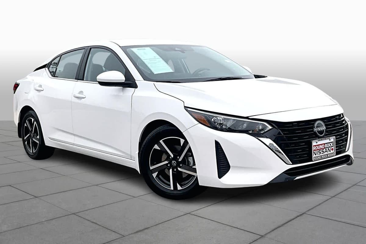 2025 Nissan Sentra - Image 3