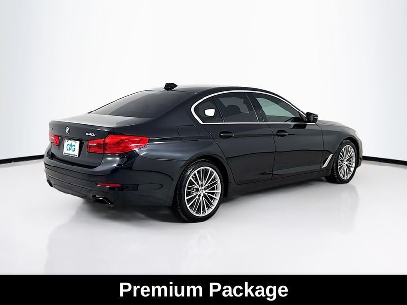 2020 BMW 5 Series - Image 8