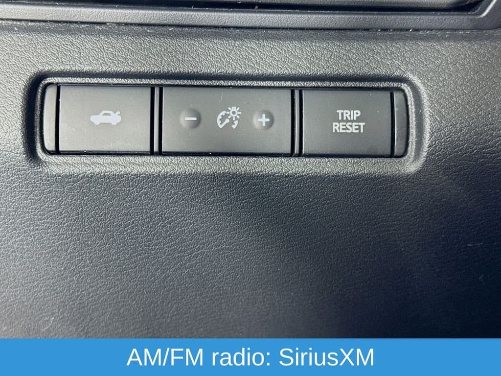 2024 NISSAN Altima - Image 12