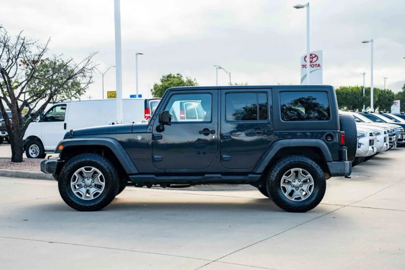 2016 Jeep Wrangler - Image 2