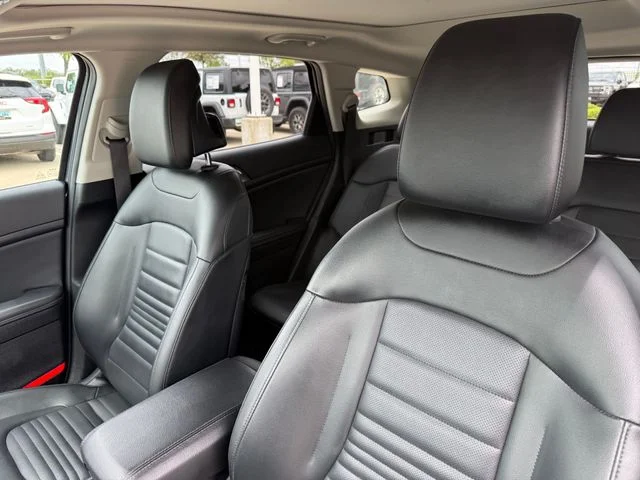 2023 Kia Sportage - Image 11