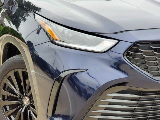 2025 Toyota Highlander - Image 31