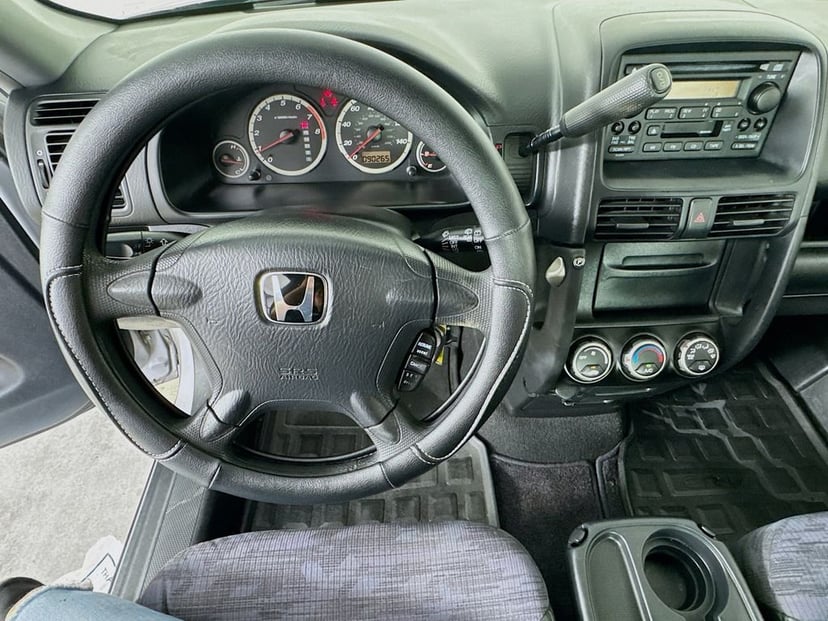 2003 Honda CR-V - Image 12