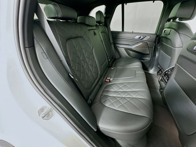 2026 BMW X5 - Image 30