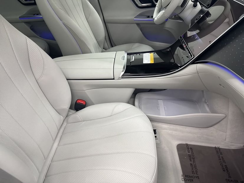 2026 Mercedes-Benz EQE - Image 31