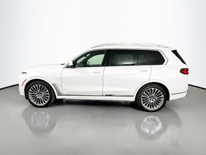 2026 BMW X7 - Image 8