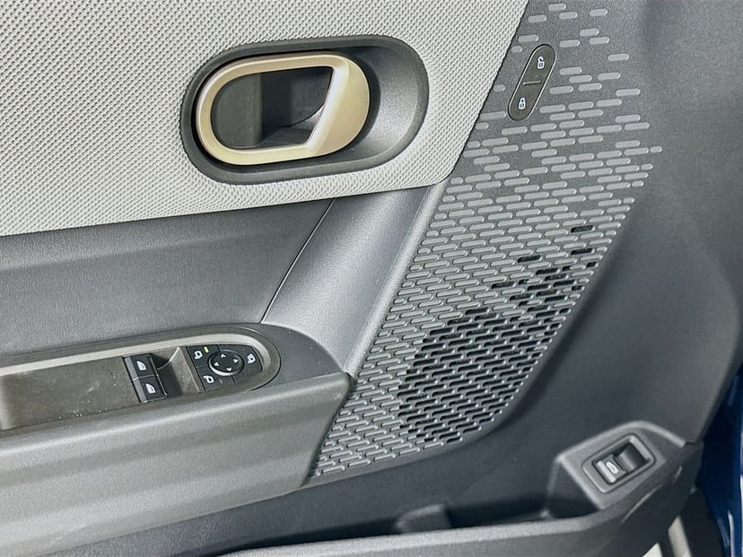 2026 MINI 2 Door - Image 19
