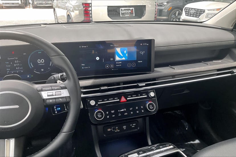 2025 Hyundai Tucson Hybrid - Image 7