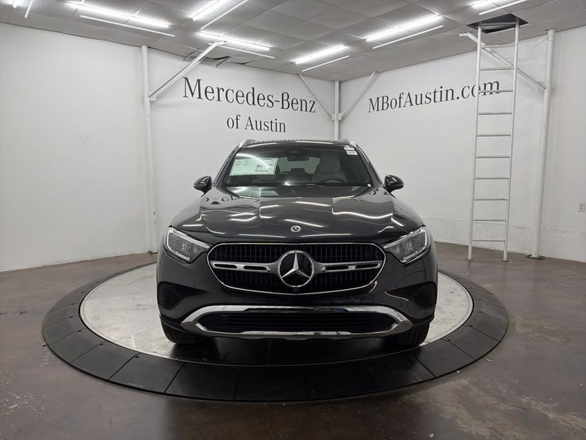 2026 Mercedes-Benz GLC - Image 2
