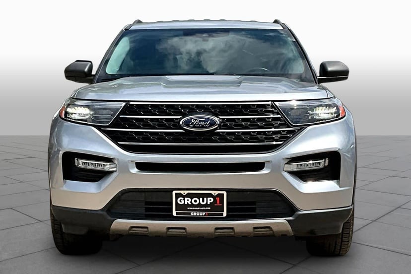 2022 Ford Explorer - Image 4