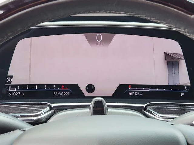 2021 Cadillac Escalade - Image 15