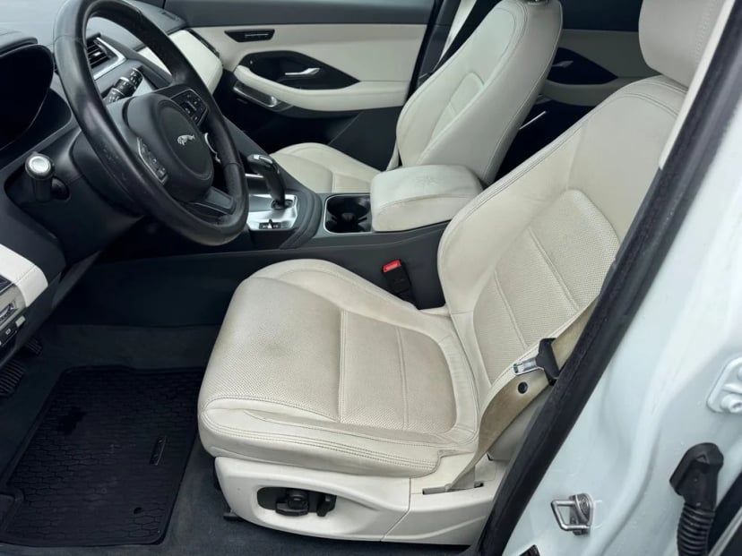 2020 Jaguar E-PACE - Image 14