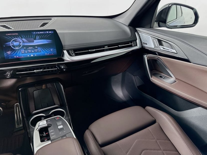 2025 BMW X1 - Image 23
