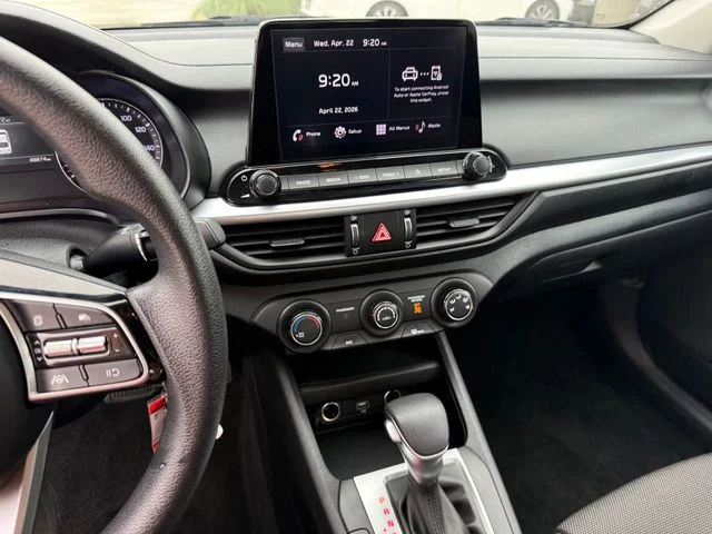 2023 Kia Forte - Image 20