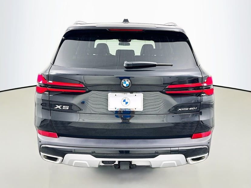 2026 BMW X5 - Image 6