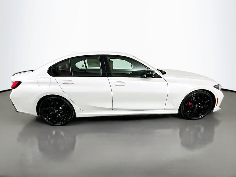 2026 BMW 3 Series - Image 4