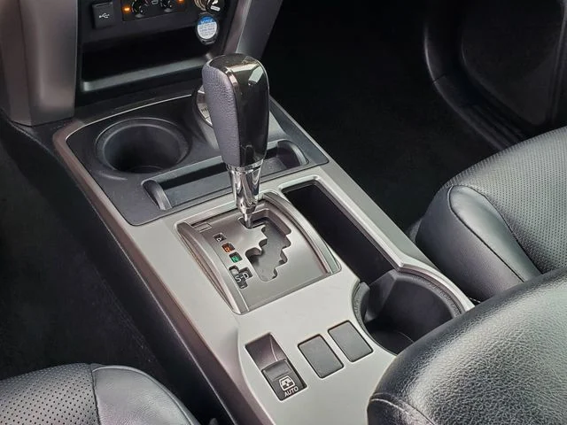 2020 Toyota 4Runner - Image 19