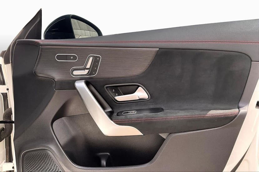 2023 Mercedes-Benz CLA 250 - Image 23