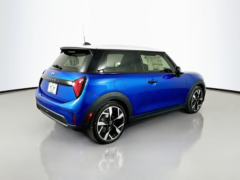 2025 MINI Cooper S - Image 5