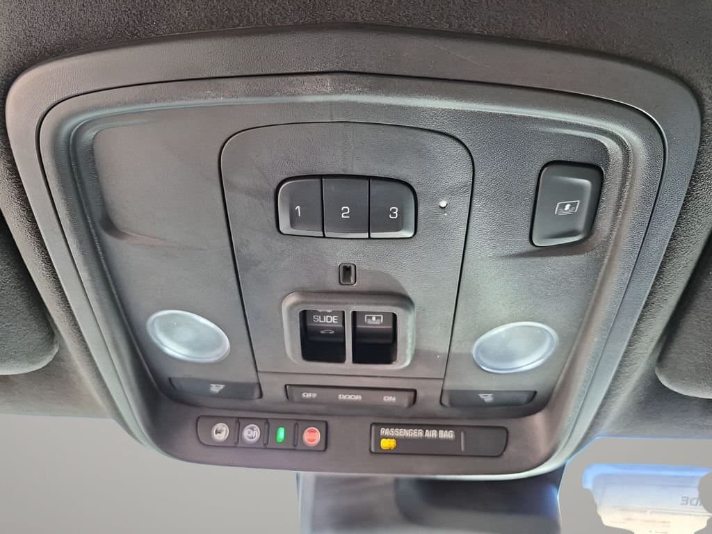 2018 Cadillac CTS-V - Image 41