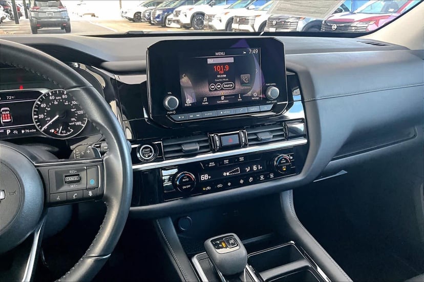 2024 Nissan Pathfinder - Image 7