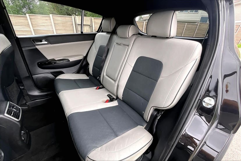 2018 Kia Sportage - Image 19