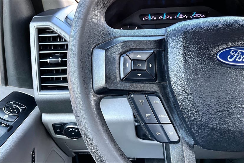 2019 Ford F-250 - Image 24