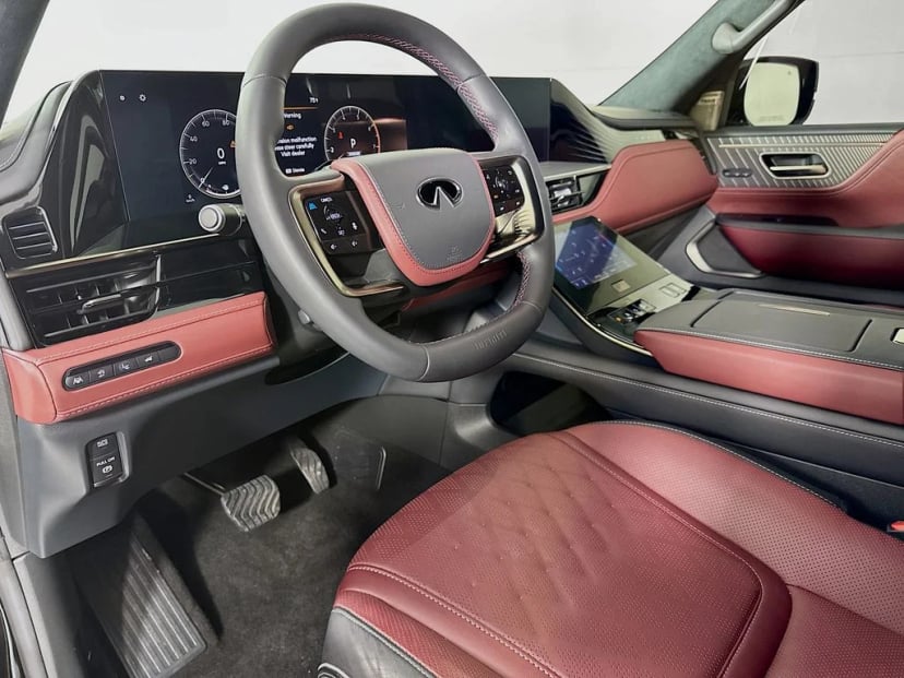 2026 INFINITI QX80 - Image 11