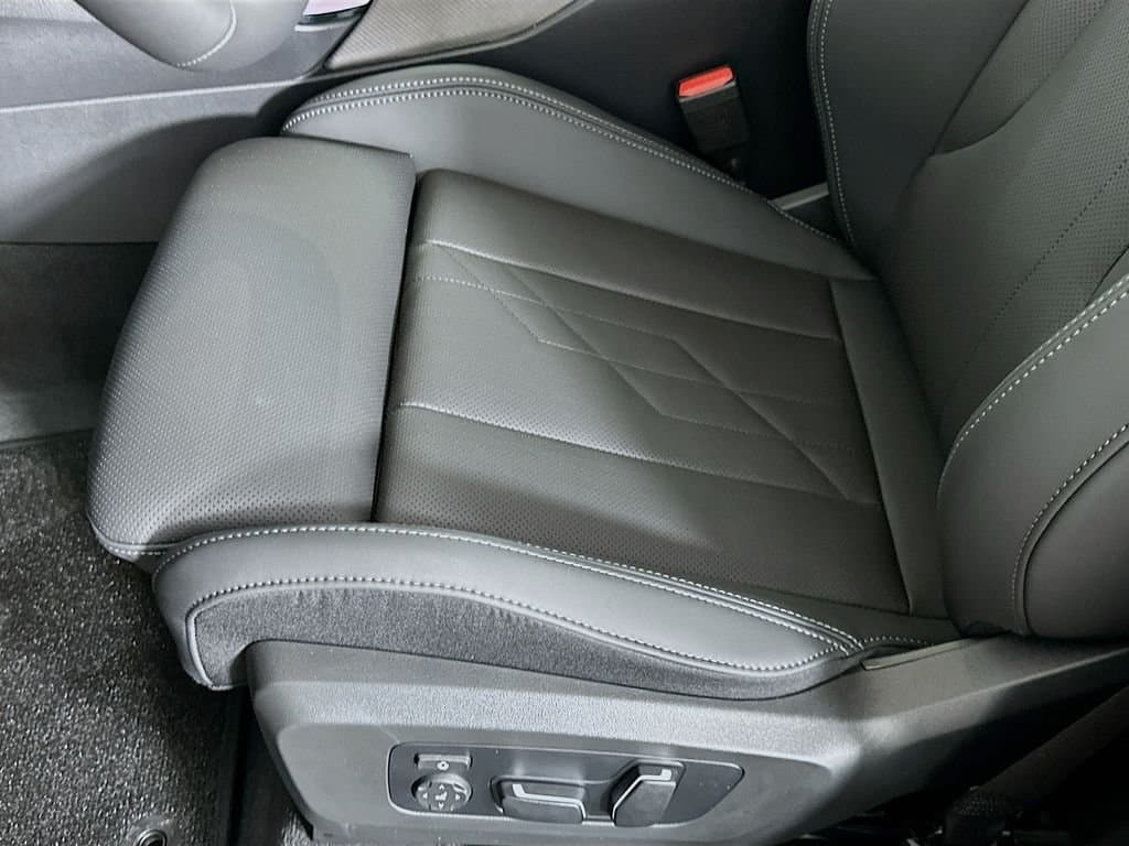 2026 BMW X3 - Image 21