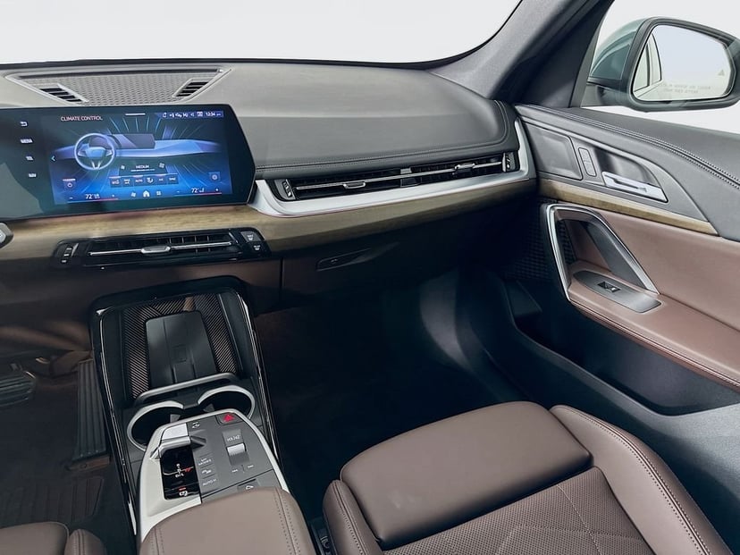 2025 BMW X1 - Image 23