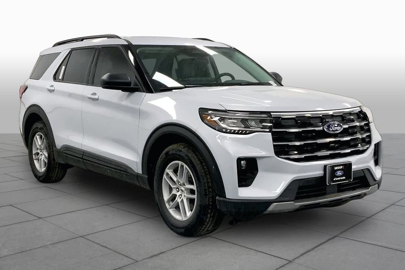 2026 Ford Explorer - Image 2