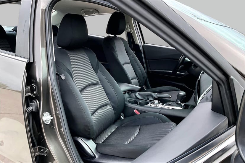 2016 Mazda Mazda3 - Image 9