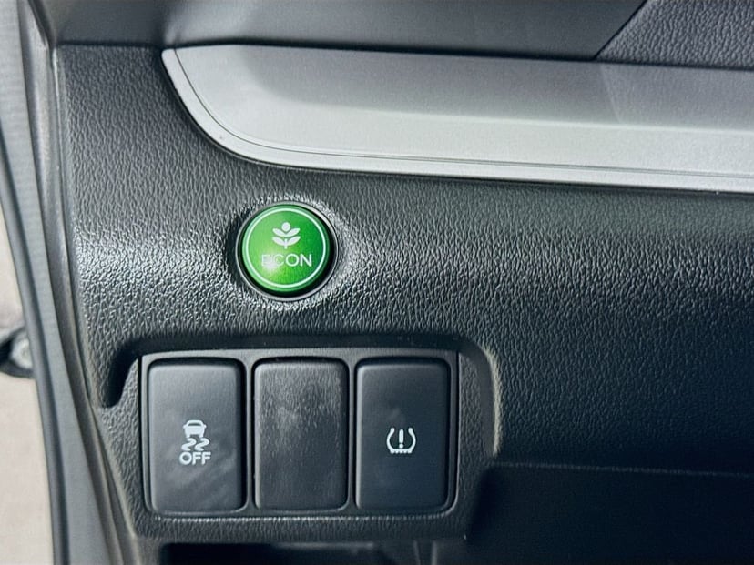2015 Honda CR-V - Image 11
