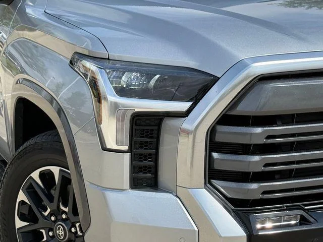 2025 Toyota Tundra - Image 32