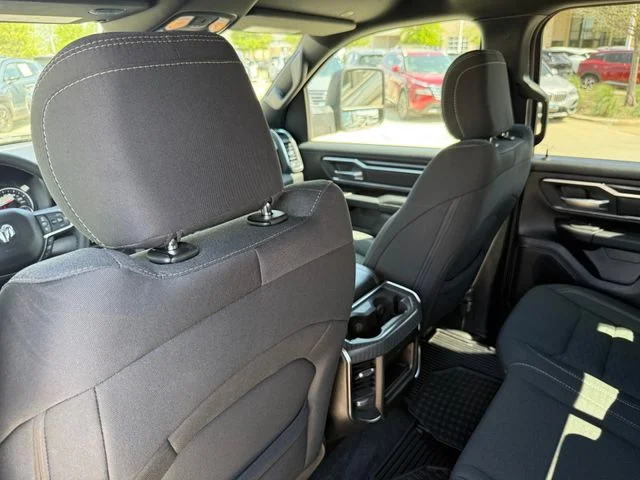 2025 Ram 1500 - Image 24