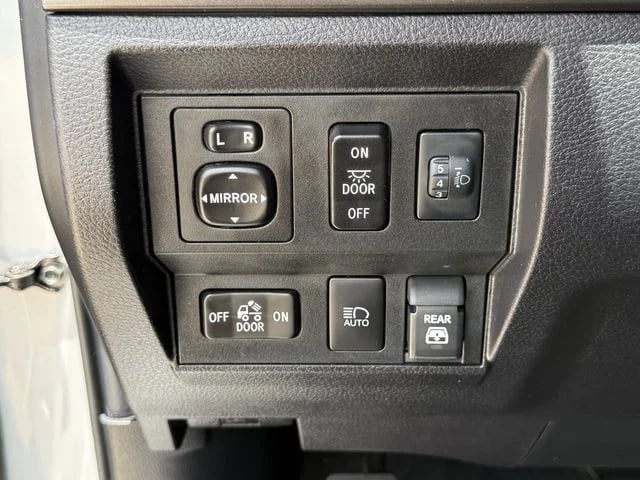 2021 Toyota Tundra - Image 18