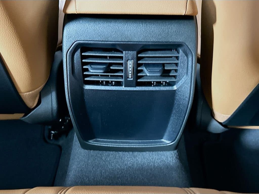 2026 BMW 2 Series - Image 18